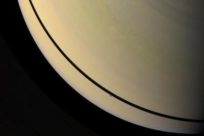 Cassini cumple 15 años, selección de imágenes de Saturno