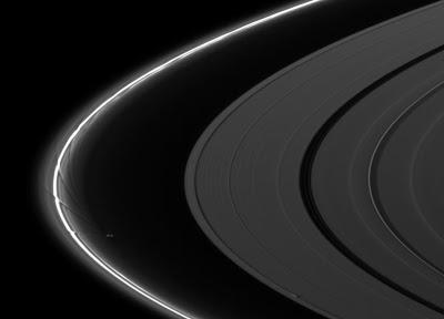 Cassini cumple 15 años, selección de imágenes de Saturno
