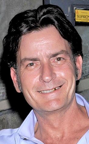 Charlie Sheen acusado de intento de asesinato