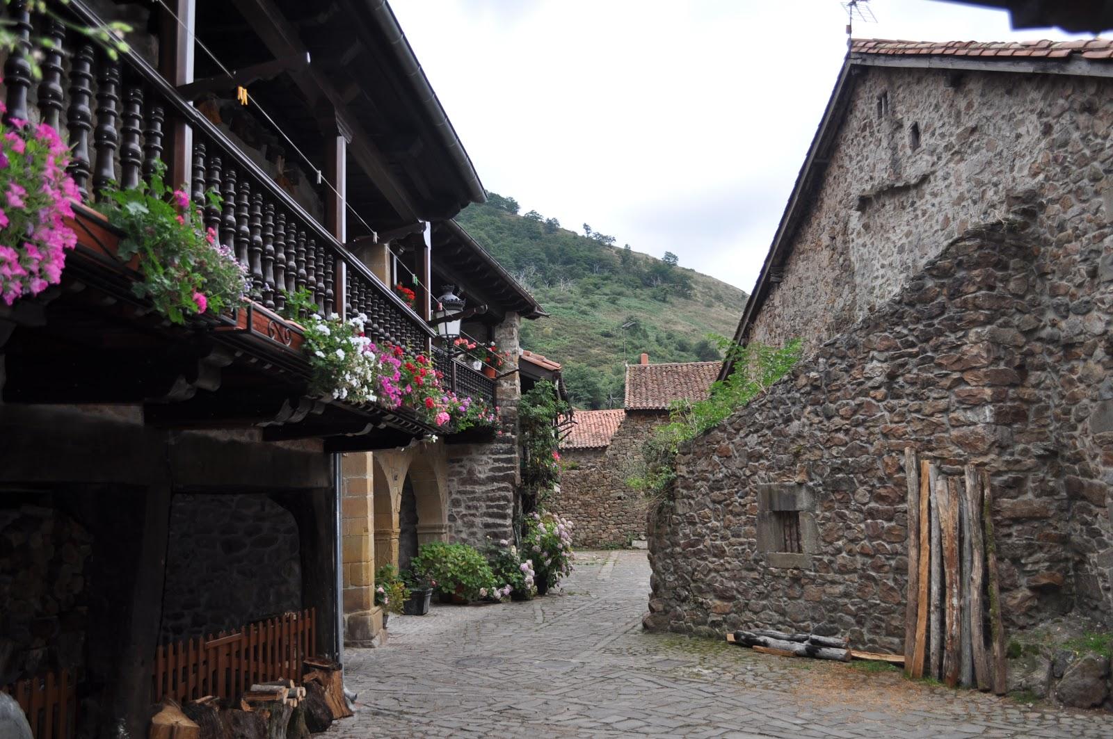 UN PASEO POR EL VALLE DE CABUÉRNIGA (CANTABRIA)