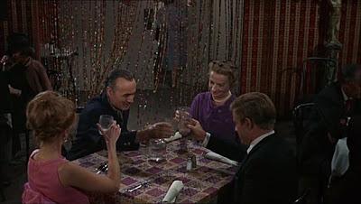 Descalzos por el parque (1967)