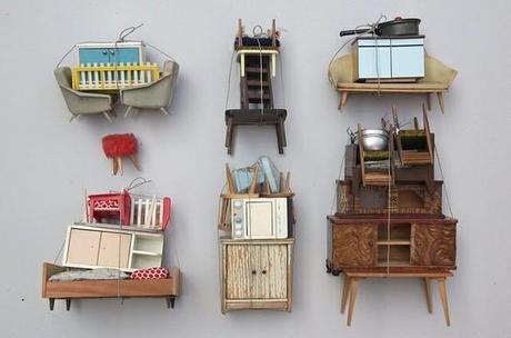 Arte emergente y casitas en miniatura