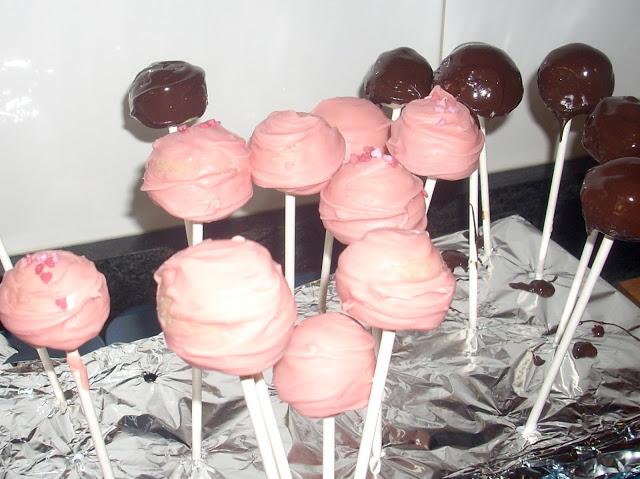 CAKE POPS, LA SOLUCIÓN AL DESASTRE