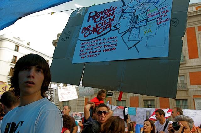 Plaza Solución: la rebelión de las palabras