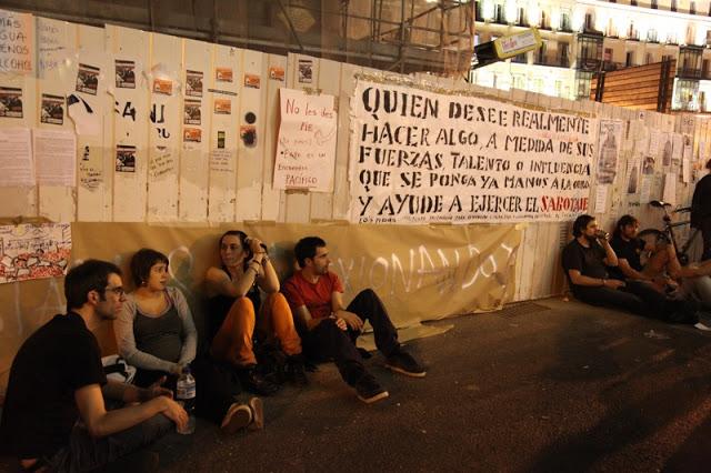 Plaza Solución: la rebelión de las palabras