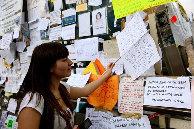 Plaza Solución: la rebelión de las palabras