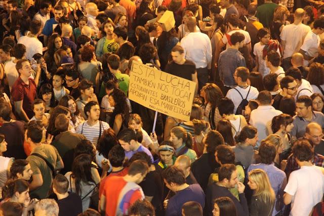 Plaza Solución: la rebelión de las palabras