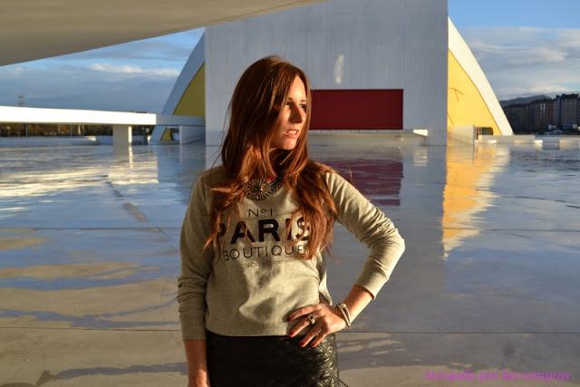 MINIFALDA ACOLCHADA & SUDADERA