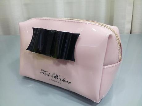 El regalo de TED BAKER London