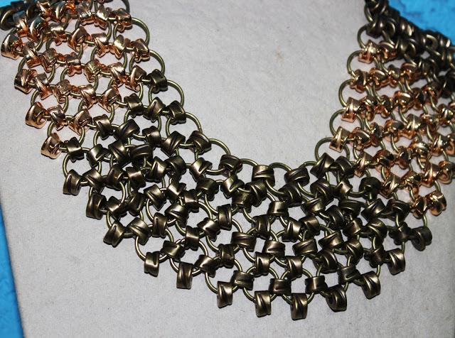 Collares Babero II