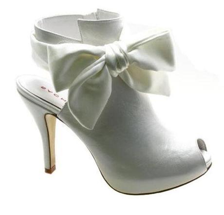 NOVIAS DE INVIERNO - ¿PORQUÉ PASAR FRIÓ?