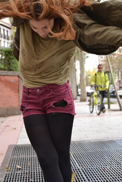 Look burgundy. La insoportable levedad del moderno-