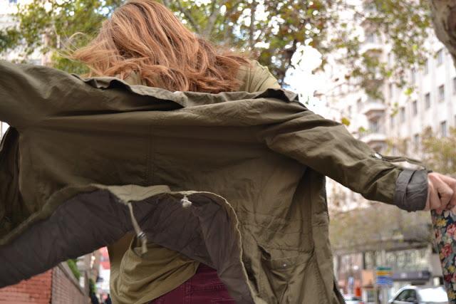 Look burgundy. La insoportable levedad del moderno-