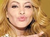 Paulina Rubio acumulan problemas legales