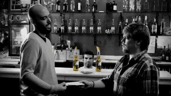 Coronita presenta la película más larga de la historia