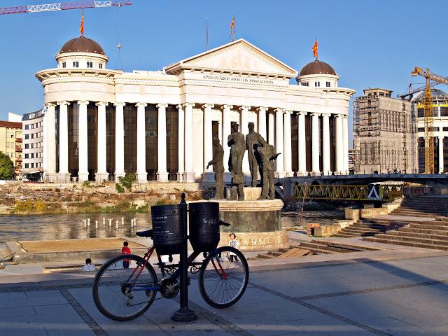 Proyecto Skopje 2014: ¿Parque temático o recuperación de la identidad nacional?