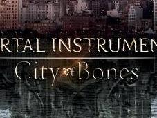 Trailer oficial mortal instruments City Bones (Cazadores sombras)