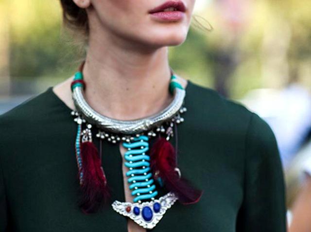 statement-necklace-choker8