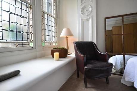 Quedamos en el dormitorio