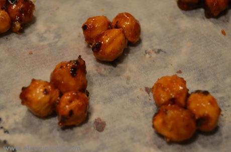 Bombones de chocolate con leche y avellana caramelizada