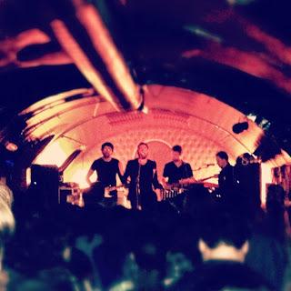 Davile Matellán (09.Noviembre.2012; El Perro de la Parte de Atrás del Coche)