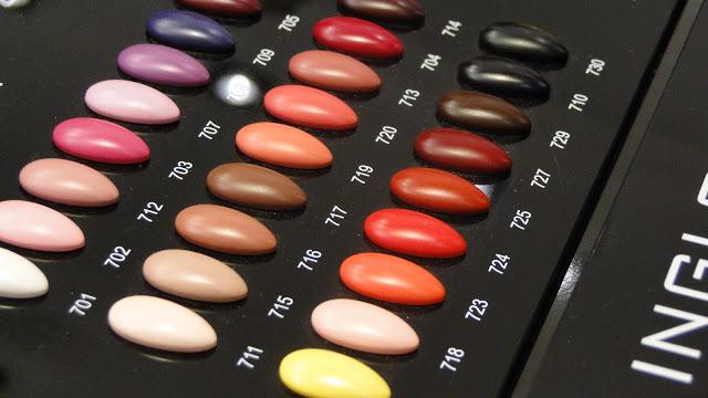 ¿qué harías con tantos esmaltes?