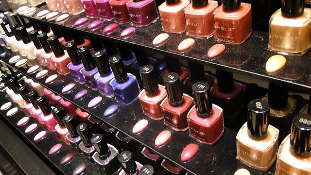 ¿qué harías con tantos esmaltes?