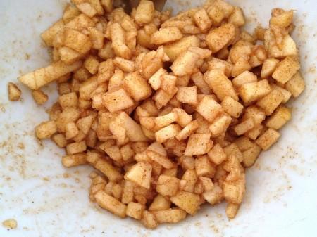 recetas cupcakes con fruta receta perfecta de magdalenas receta de cupcakes con plátano postres para el café Nigella Lawson Nigella Bites muffins tipo starbucks muffins de plátano y manzana muffins de frutas muffins con canela How to be a Domestic Goddess: Baking and the Art of Comfort Cooking frosting con nata y mascarpone frosting con mascarpone fotografía de postres el mejor frosting diseño de postres como hacer muffins como hacer cupcakes 