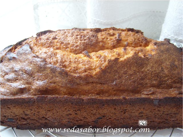 Cake de parmesano y cebolla confitada
