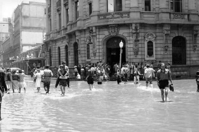 Retro México 50,60s : La ciudad de México en el tiempo.