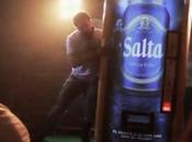 máquina expendedora tendrás embestir quieres cerveza