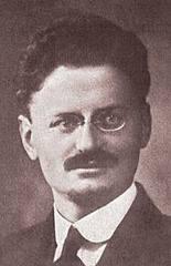 Leon Trotski.
