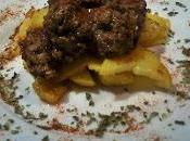 Vuestras cocinas: Corzo "picante" marinado, sobre cama patatas panadera alternativa interesante) Marta.