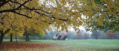 HENRY MOORE: MATERIA, VOLUMEN, VACÍO...