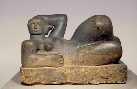 HENRY MOORE: MATERIA, VOLUMEN, VACÍO...