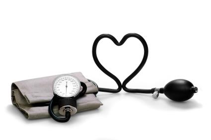 Las causas de la presión arterial fluctuante: sus síntomas y tratamiento