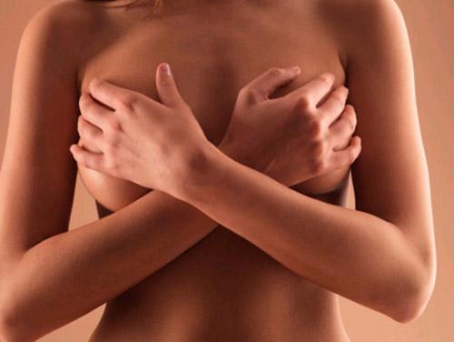 Los tipos de bultos benignos en las mamas: El tratamiento para los quistes benignos
