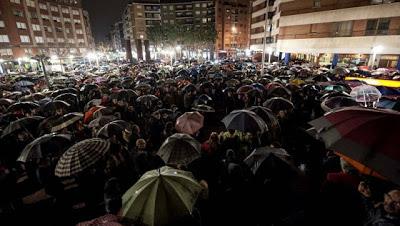 La tragedia de los desahucios pone nervioso a los bancos y al poder.