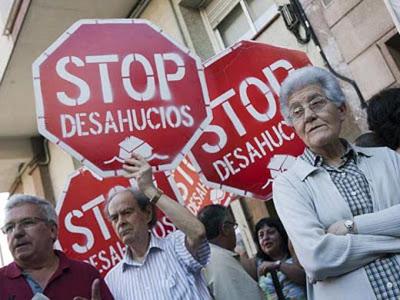 La tragedia de los desahucios pone nervioso a los bancos y al poder.