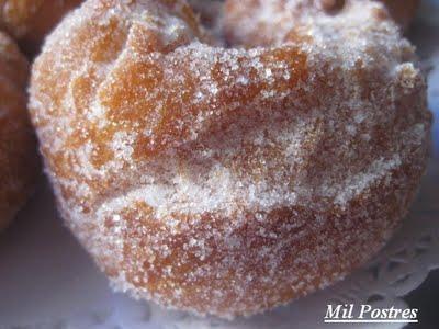 Rosquillas fritas de moscatel y naranja