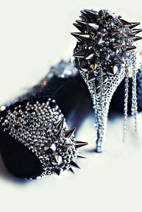 STUDDED FEVER
