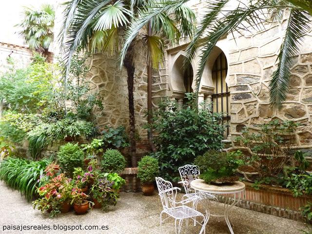 Patio de los Caídos. Guadalupe, Cáceres