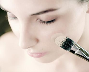 7 errores al aplicar base de maquillaje