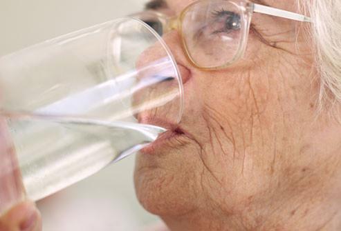 Tomar agua ayuda a reducir el riesgo de diabetes