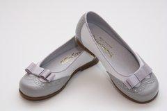 MÁS OUTLETS ROPA BEBÉS Y OUTFIT CON MERCEDITAS Manoletina combinada gris.