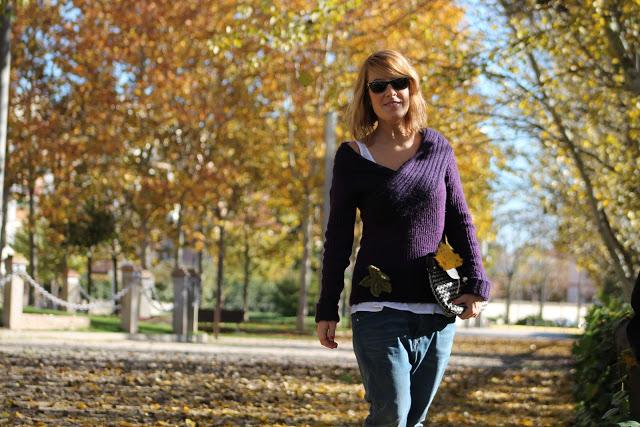 Look chic baggy pants