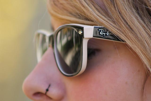 Look chic baggy pants