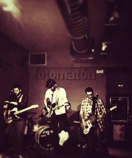 Los Alimentos (10.Noviembre.2012; Fotomatón Bar)