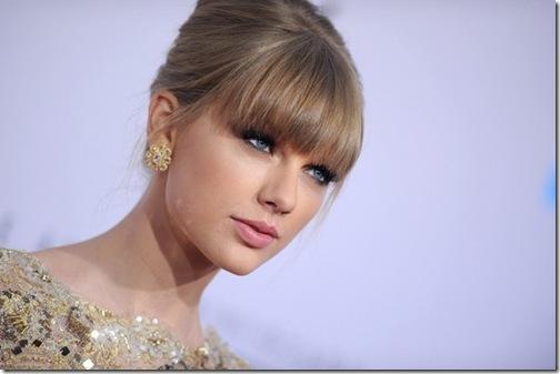 Taylor Swift American Music Awards 2012 odaG9u6_hb9l