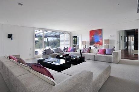 Propuesta de interiorismo para las dos viviendas unifamiliares localizadas en una exclusiva urbanización de Madrid